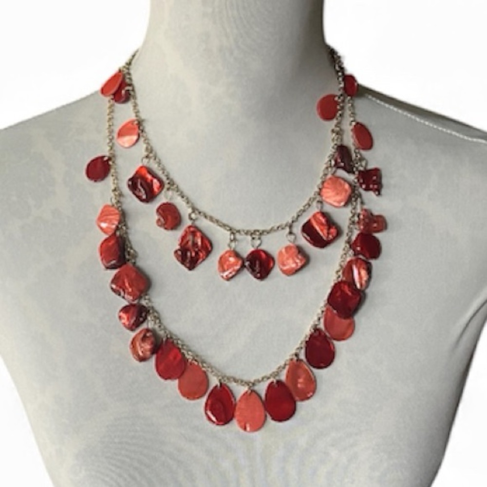 Layered Salmon/Red Shell & Disc Beaded Statement Necklace – Gold Tone